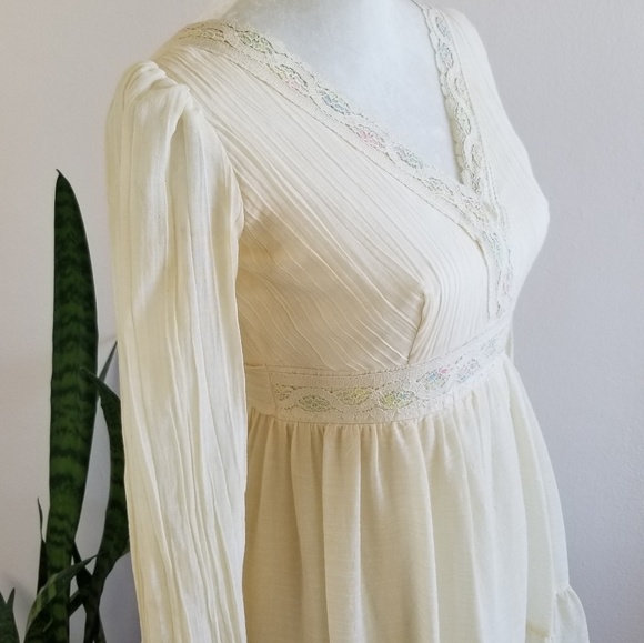VTG 70s Nadine Prairie Maxi Dress - Picture 4 of 13